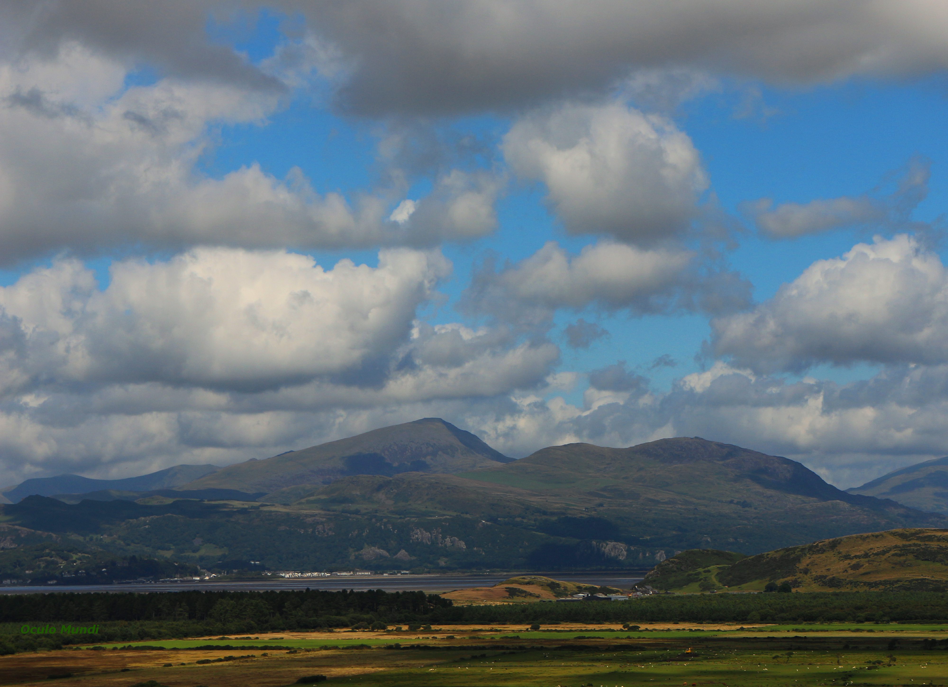 Welsh Hills Left